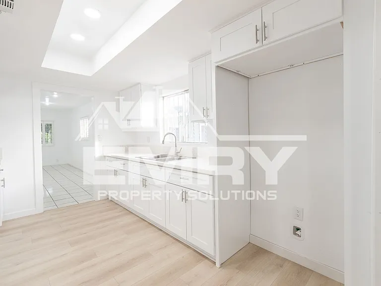 6221 Fishburn Ave — Photo 24