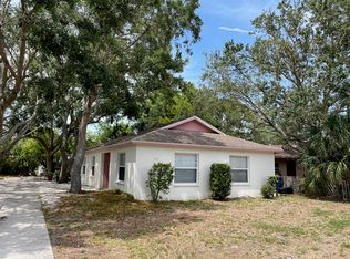 1935 Livingstone St, Sarasota, FL 34231