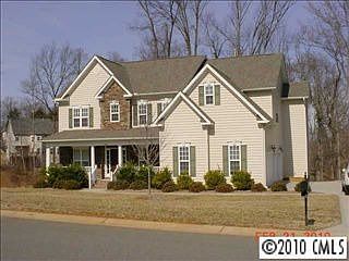 1st image of 143 Herons Gate Dr