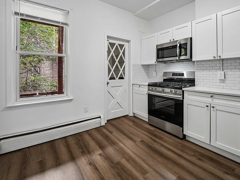 154 W 29th St #2 — Photo 26