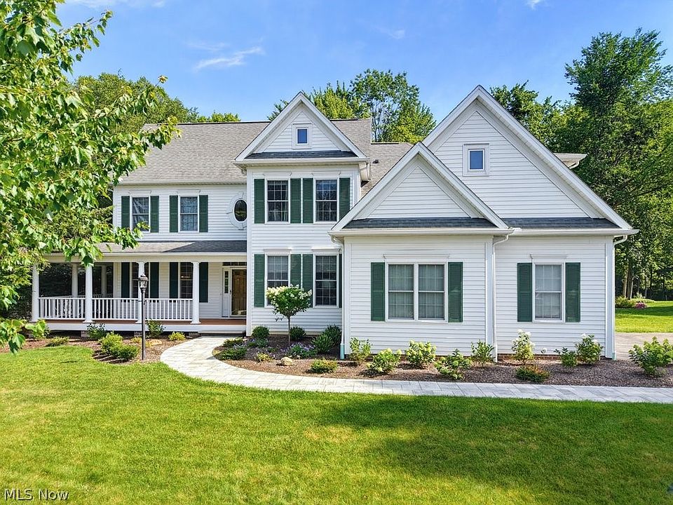 1st image of 8390 Bainbrook Dr