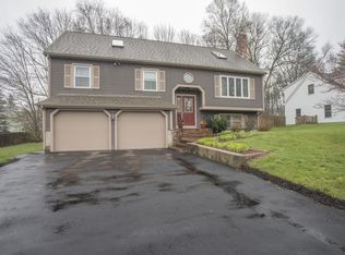 28 Erin Rd, Taunton, MA 02780