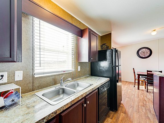 3rd image of 7033 W 24th St