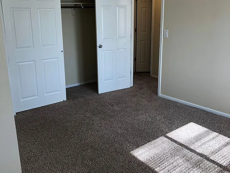 4013 Westover Rd SE — Photo 4
