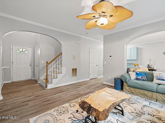 3rd image of 8203 Shadow Stone Court