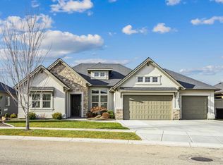 2871 S Fox Run Ave, Eagle, ID 83616