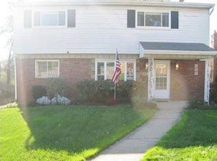 2288 Bernard St, Pittsburgh, PA 15234
