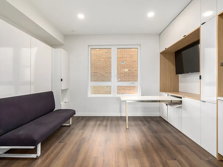 2120 N Downing St #305 — Photo 6