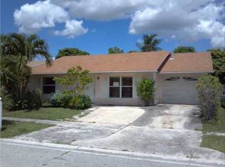 5851 Ithaca Cir W, Lake Worth, FL 33463