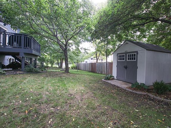 5th image of 6020 Jonquil Ln N