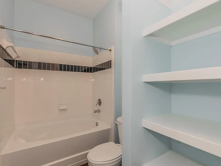 201 W Lancaster Ave #119 — Photo 13