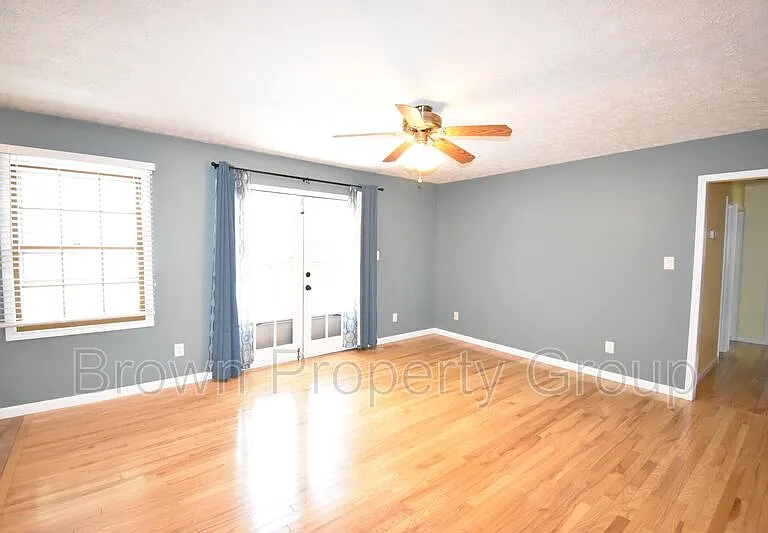 333 McFadyen Dr — Photo 4