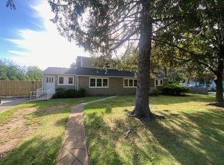 99 Lake Ave, Saint James, NY 11780