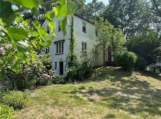 85 Wildwood Rd, New Rochelle, NY 10804