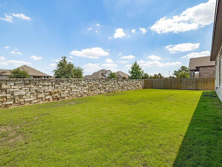 4205 Lynette Ln — Photo 31