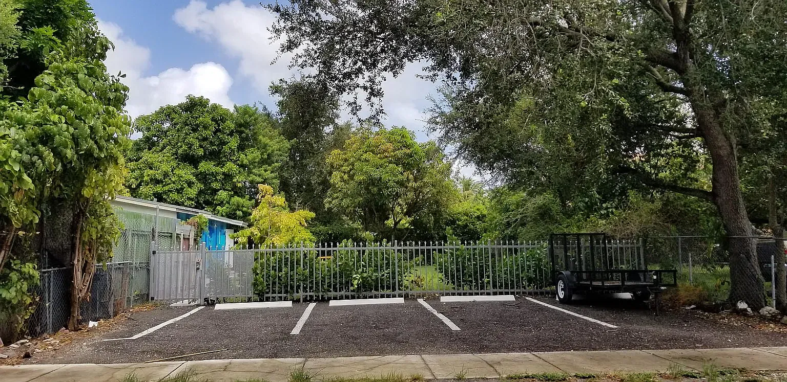 1 bed, 650 sqft, $1,500 — Photo 3