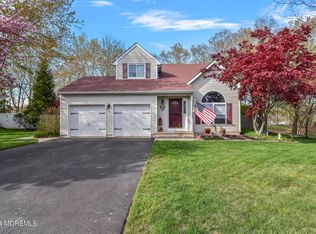 12 Grand Teton Ave, Howell, NJ 07731