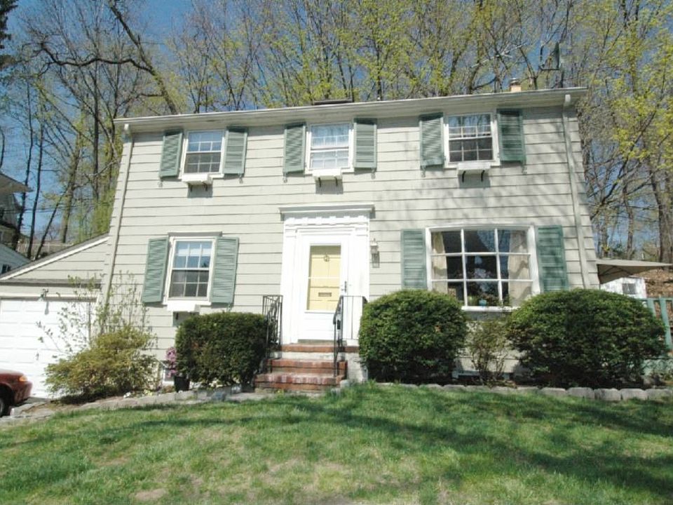 FRONT EXTERIOR