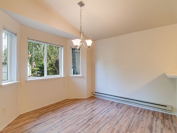 3rd image of 14543 136th Street Ct E