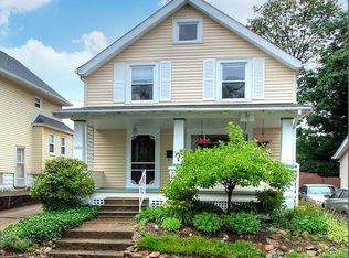1420 Gridley St, Lakewood, OH 44107