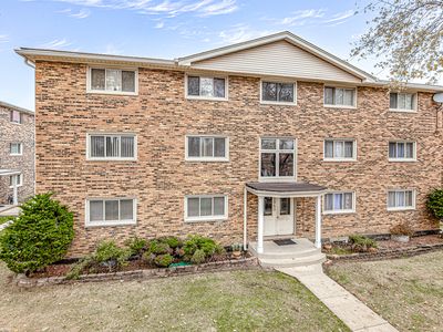 5840 W 77th St Unit 302, Burbank, IL, 60459