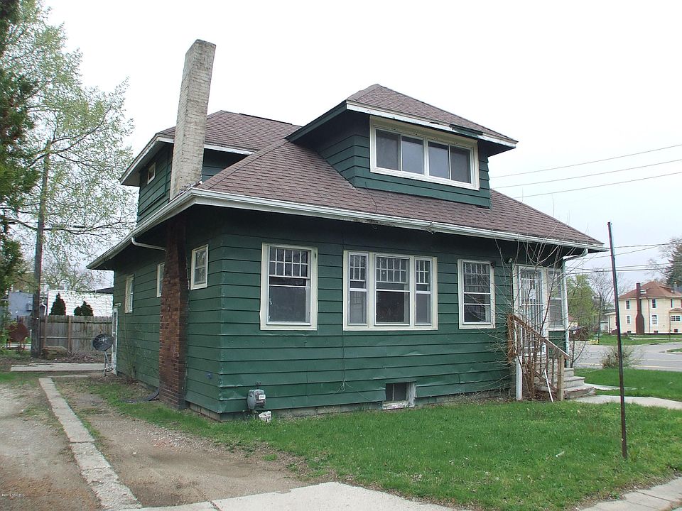 1st image of 100 Francis Ct
