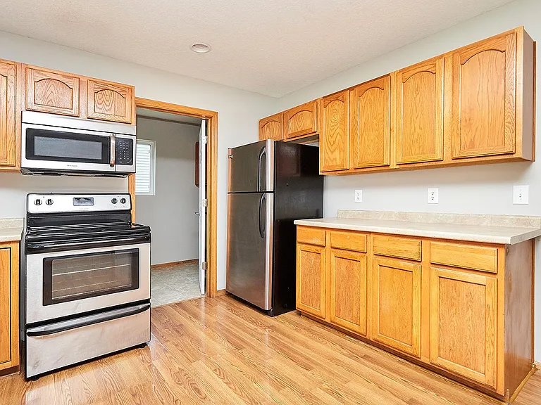 615 SE Prairie Park Ln — Photo 8