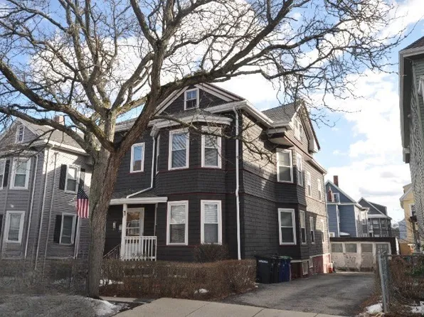 17 Grant St, Somerville, MA 02145