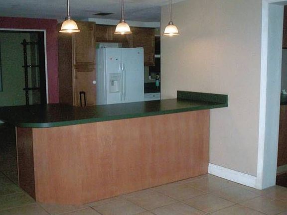 Kitchen Bar