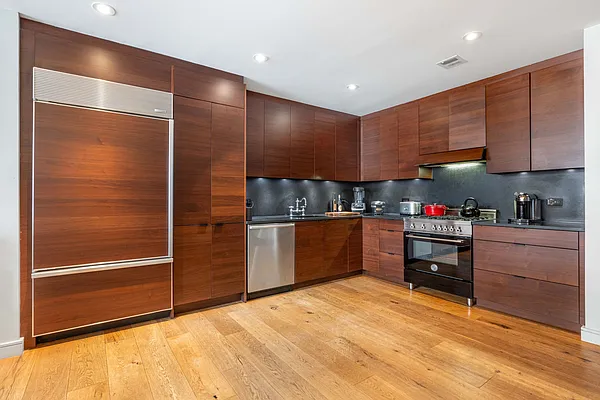 Rented by Berkshire Hathaway HomeServices New York Properties | media 6