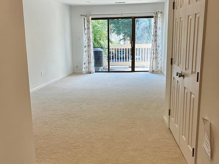 5772 Rexford Ct #G — Photo 9