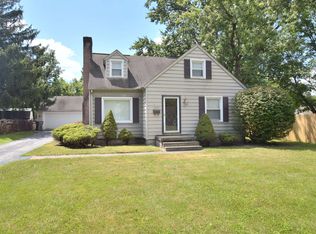 2031 Kirk Rd, Youngstown, OH 44511