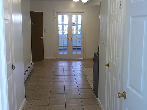 5th image of 494 Vermont St #3BD