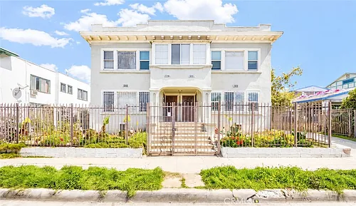 1308 1/2 S Van Ness Ave Photo 1