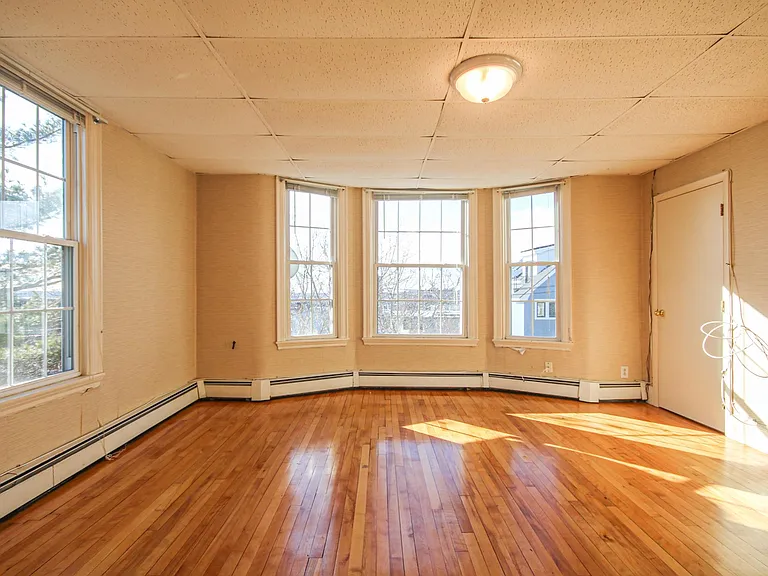 29 Saint Lawrence St #2 — Photo 28