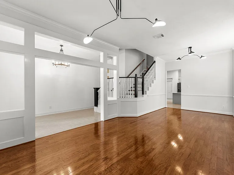 158 Lattice Gate St — Photo 8