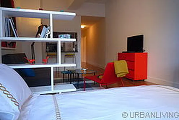 Rented by Urban Living | media 43