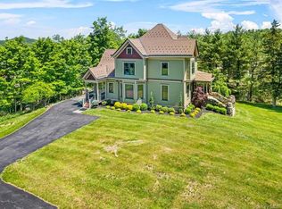 2 Pine Hill Rd, Chester, NY 10918
