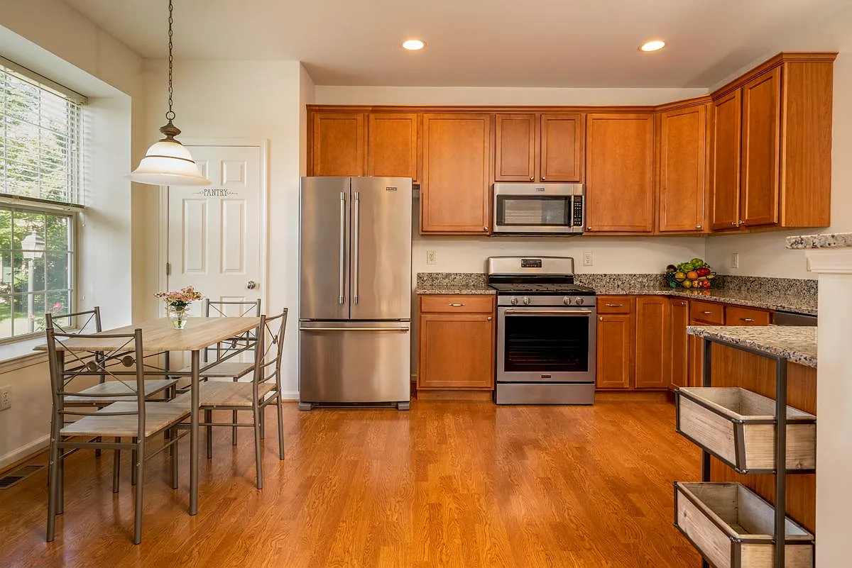 Heritage Orchard Hill Townhome Rentals — Photo 4