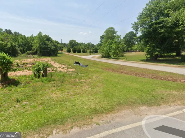 Ventura St, Statham, GA 30666
