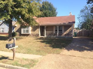 6016 Cottage Hill Dr, Millington, TN 38053