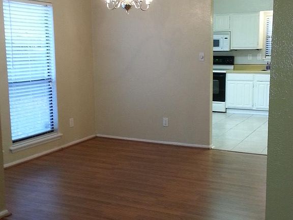 5th image of 5315 Pocassett Dr