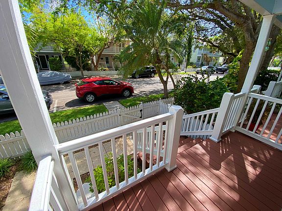 2nd image of 112 Golf Club Dr #112