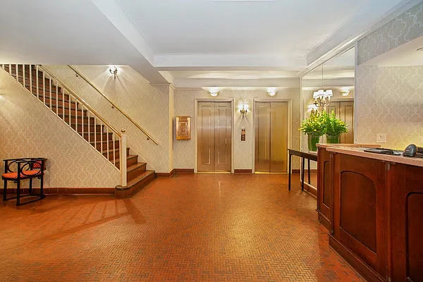 Rented by Coleman Real Estate Group | media 11