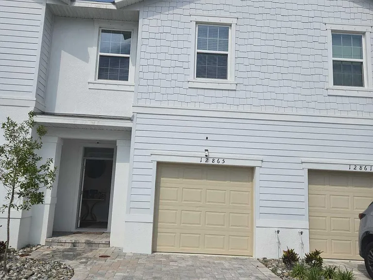 12865 SW Forli Way — Photo 1
