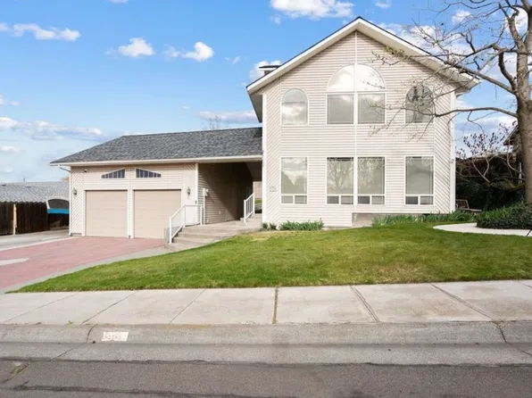 325 SE 9th Dr, Hermiston, OR 97838