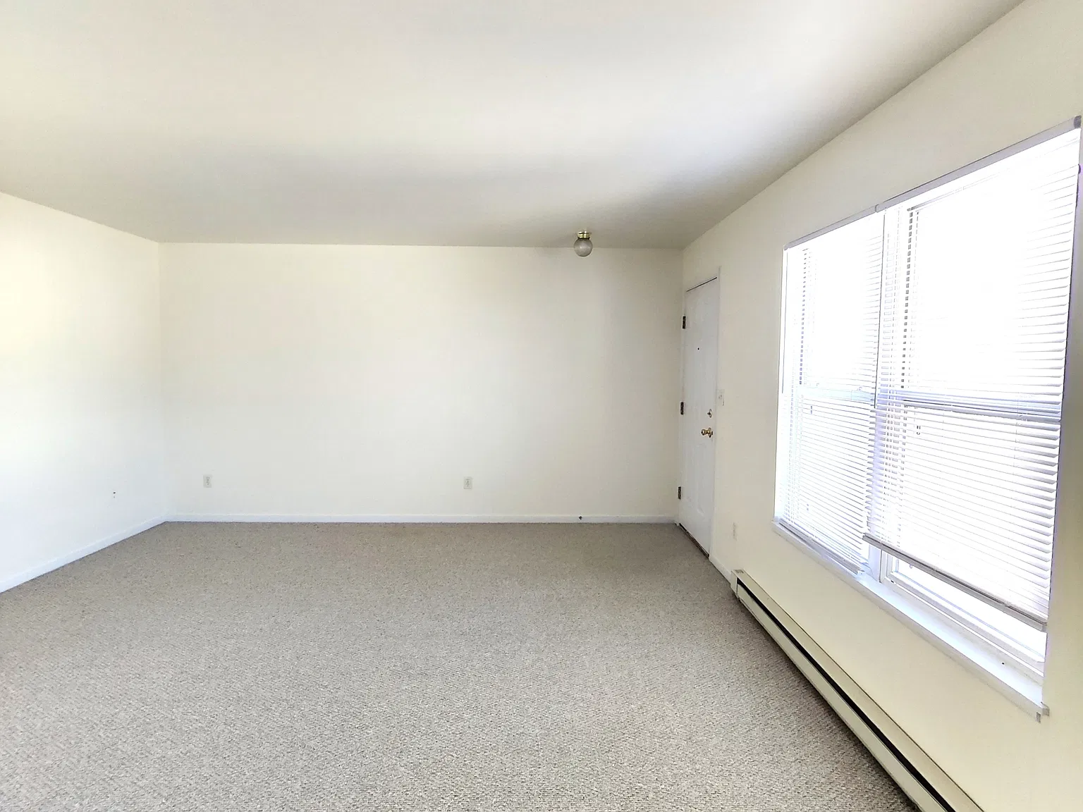 1520 / 1013 East Union Street — Photo 2