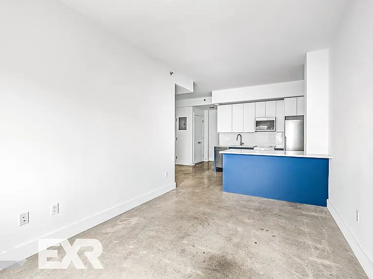 1915 Beverley Rd #601 — Photo 4