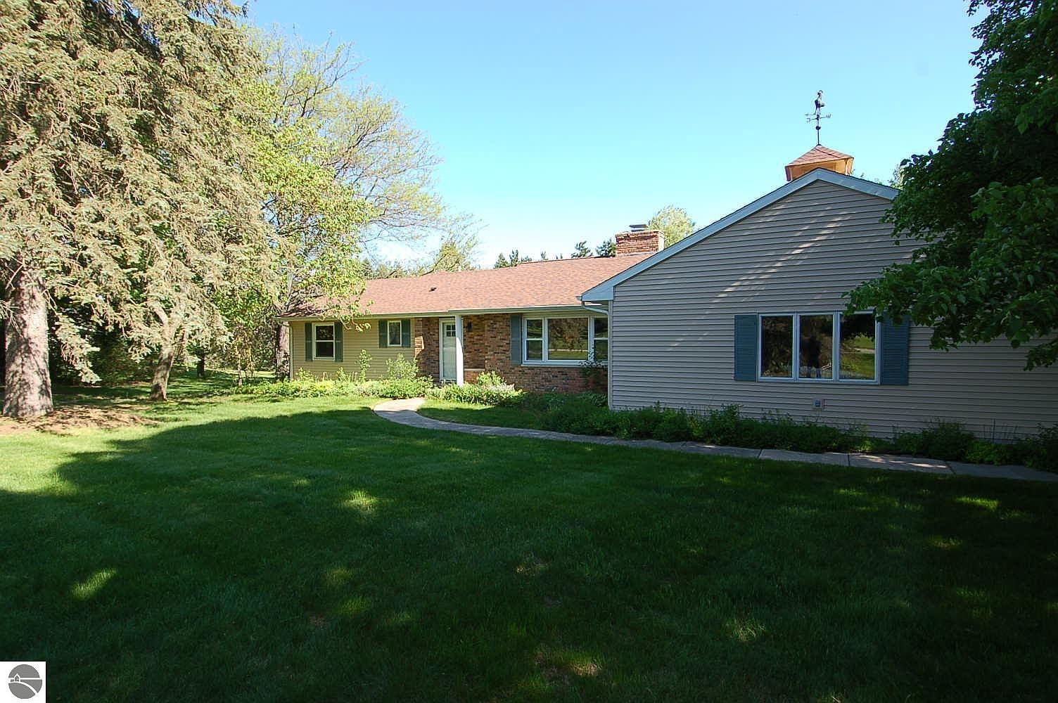 134 Doral Dr, Cadillac, MI 49601 | Zillow