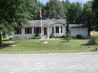 208 Azalea Rd, Colonial Beach, VA 22443